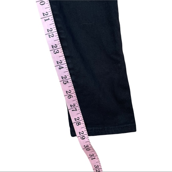 Levi’s 721 High Rise Skinny Distressed Black Jeans - Size 24 - Picture 8 of 10